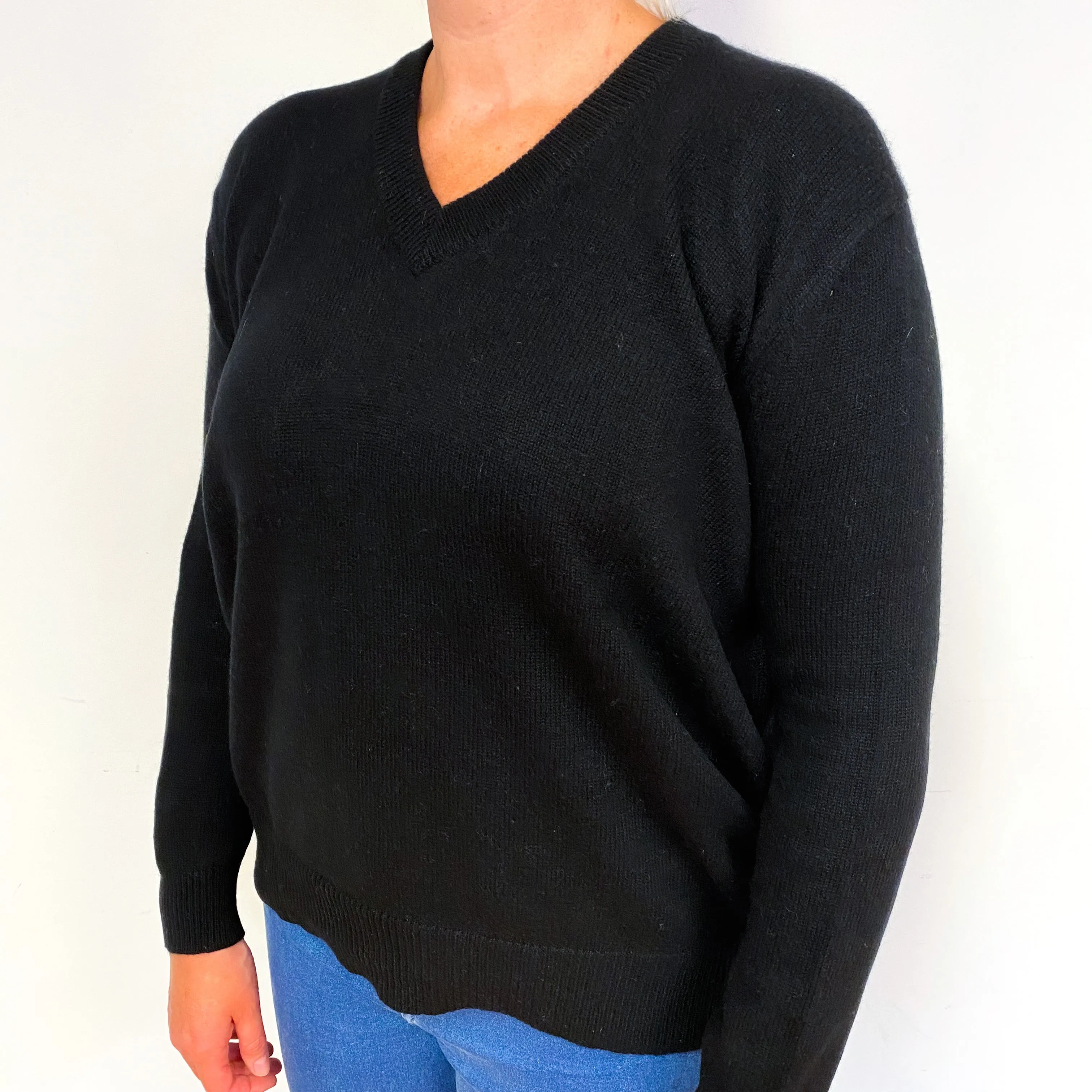 Black Slouchy Heavy Cashmere V-Neck Jumper Large