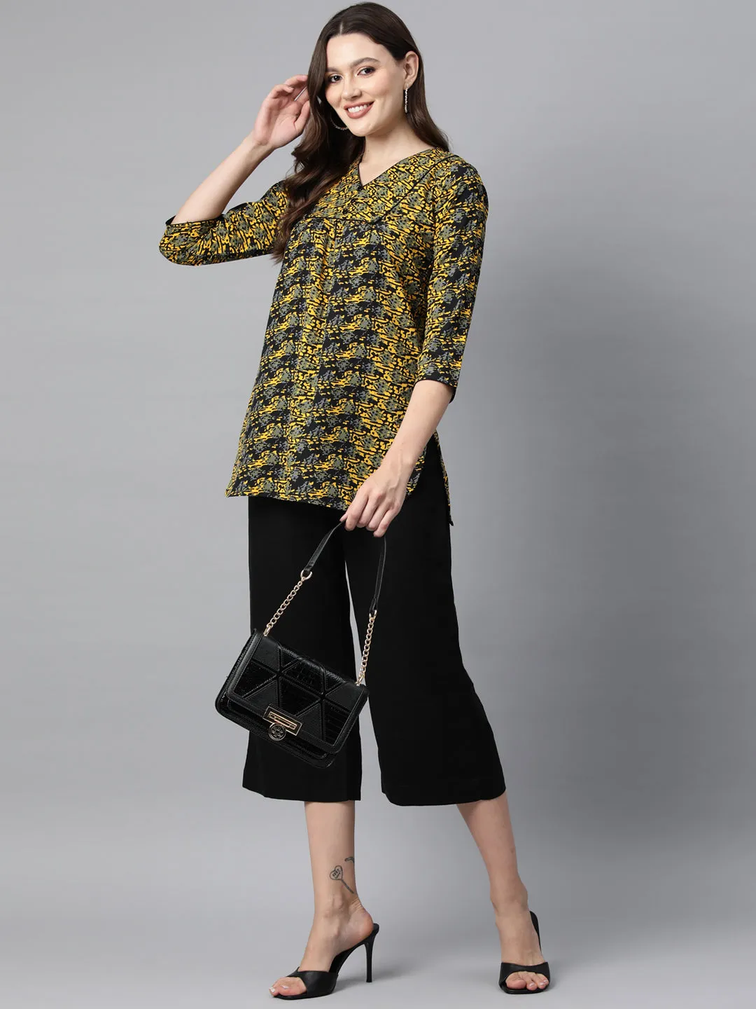 Cottinfab Abstract Print Crepe Longline Top