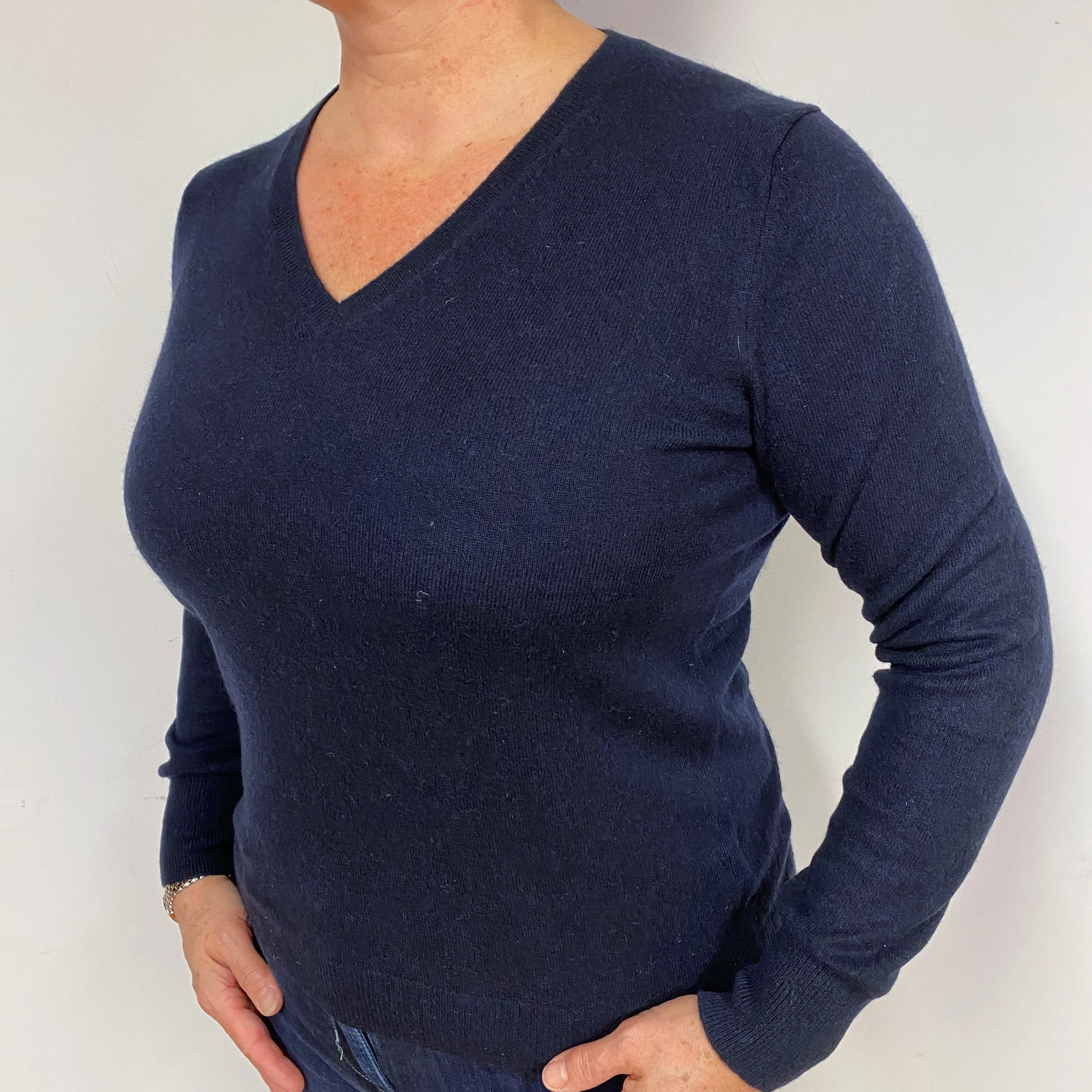 Dark Navy Blue Cashmere V-Neck Jumper Large