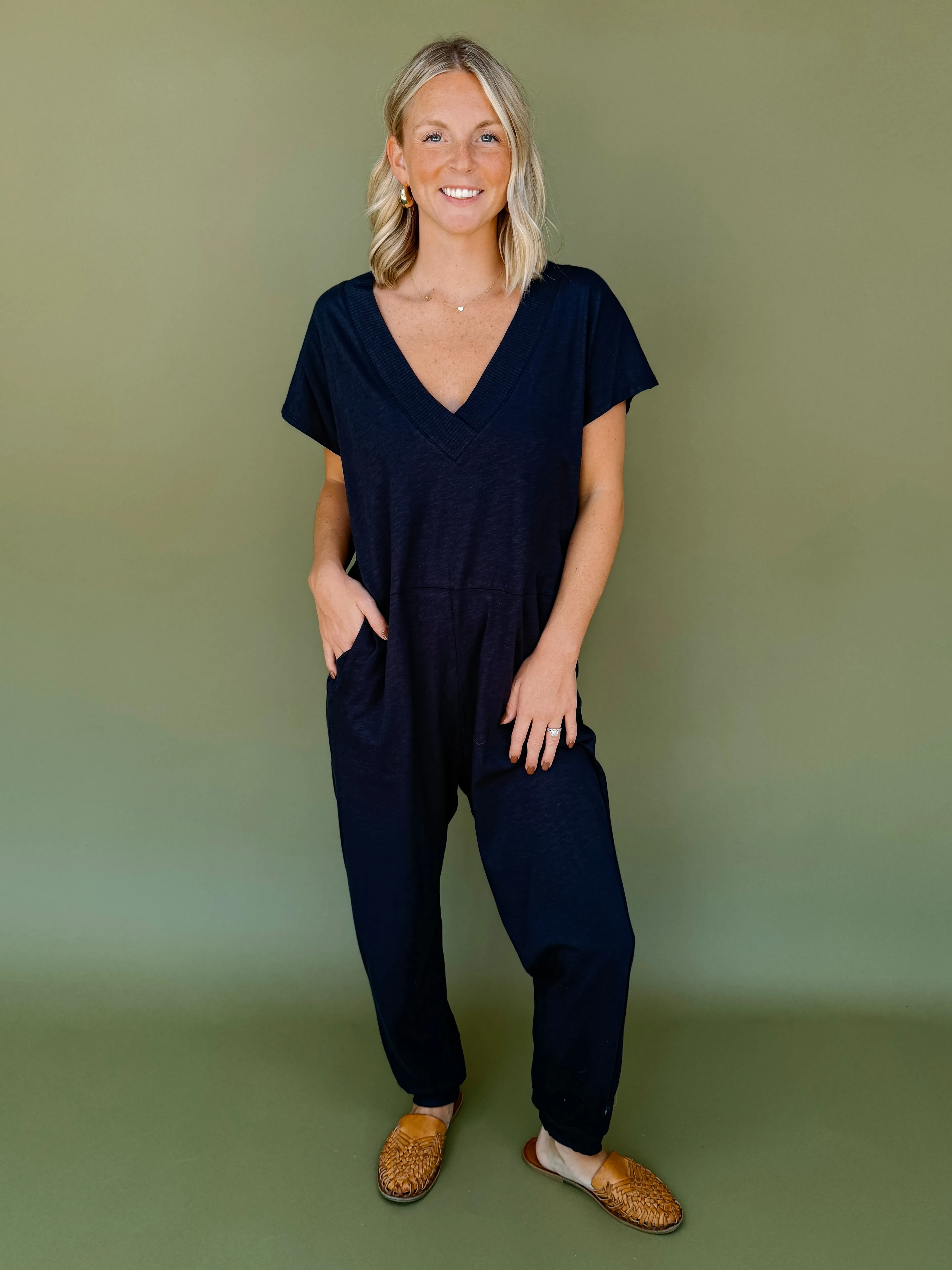 Juniper V-Neck Jumper w/ Pockets
